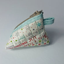 Bow Triangle Coin Pouch