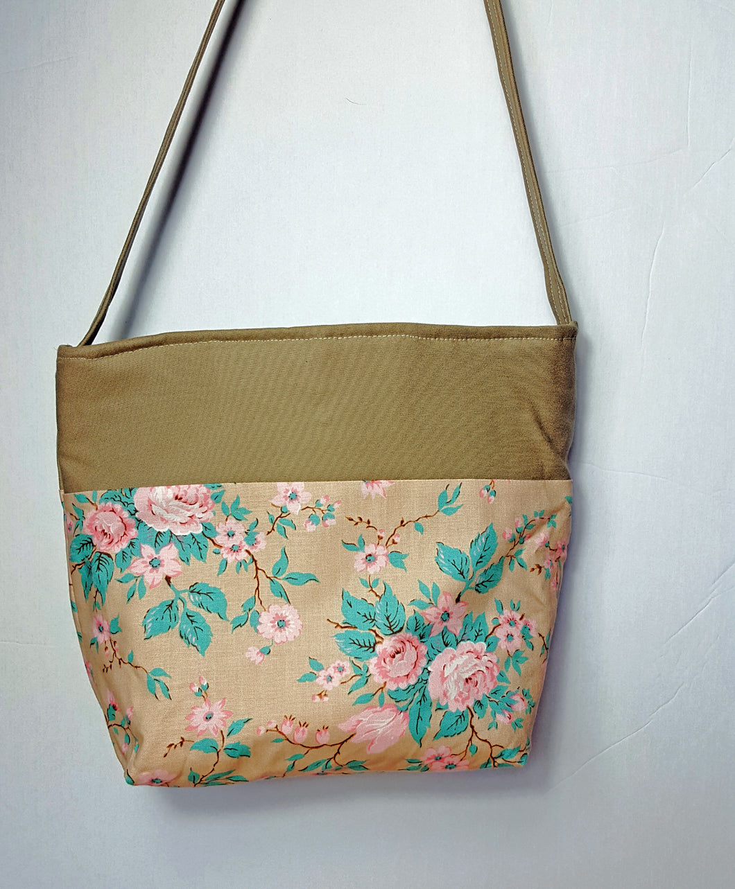 Vintage Pink Flowers - Shoulder Bag